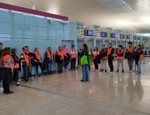 Participants del programa Jo Puc en Xarxa, Eskala i Orienta visiten les instal·lacions de l’Aeroport de Barcelona-El Prat